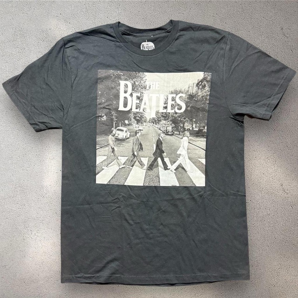 The Beatles Abbey Road Graphic Band Tee Shirt Black‎ Unisex Medium
